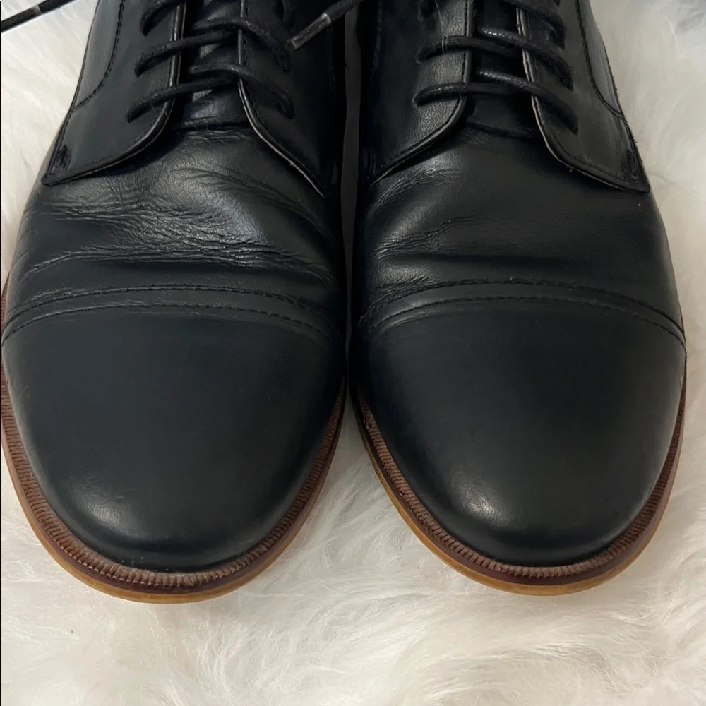 Classic Black Leather Men's Derby Shoes